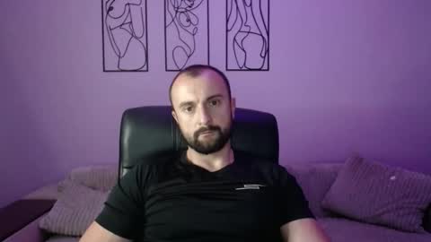 brindlefly69 online show from September 9, 2025, 11:43 am