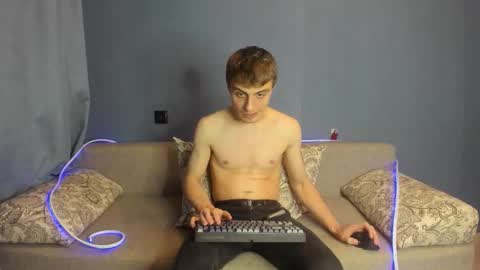 bristlebback online show from October 31, 2025, 4:41 pm