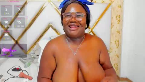 Snapshot of britannyjhonson chatting on November 17, 2025, 1:06 pm Britany jhonson online show from November 17, 2025, 1:06 pm