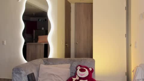 Snapshot of britany__lenox chatting on May 29, 2026, 2:42 am britany lenox online show from May 29, 2026, 2:42 am