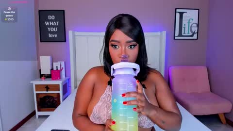 Britany online show from November 13, 2025, 8:19 pm