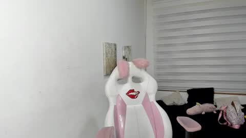 Snapshot of brith_ness chatting on August 6, 2026, 3:41 am Brith ness online show from August 6, 2026, 3:41 am