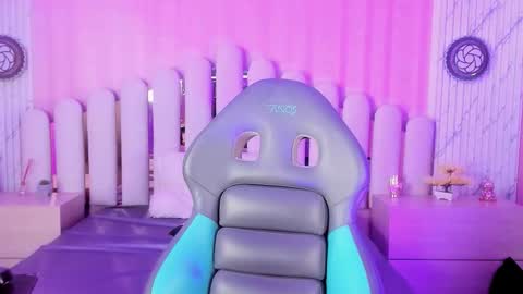 brithani online show from October 8, 2025, 6:27 pm