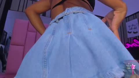 Snapshot of brithanyslim chatting on December 2, 2024, 7:49 pm brithanyslim online show from December 2, 2024, 7:49 pm