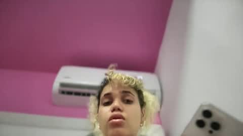 Snapshot of brithneysquirt chatting on November 13, 2025, 12:09 am brithneysquirt online show from November 13, 2025, 12:09 am