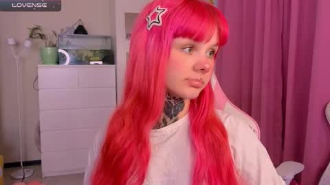 Britney online show from November 25, 2025, 7:36 pm