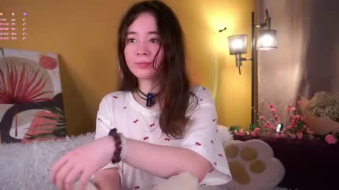 Lina online show from May 10, 2026, 1:05 pm
