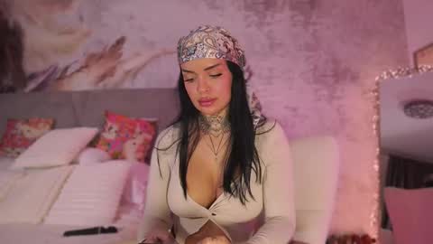 BriannaMoon online show from October 19, 2025, 5:02 pm