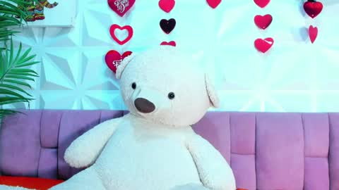 Snapshot of briyit_doll chatting on March 28, 2026, 3:28 am BRIYIT online show from March 28, 2026, 3:28 am
