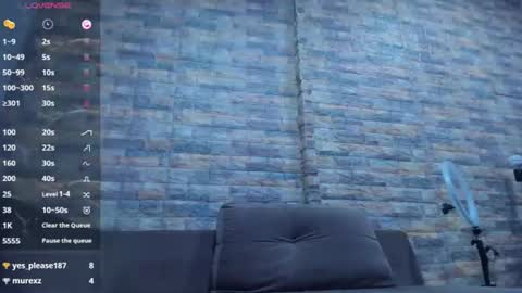 Snapshot of brizza_h033 chatting on June 11, 2026, 2:53 am BRISA online show from June 11, 2026, 2:53 am