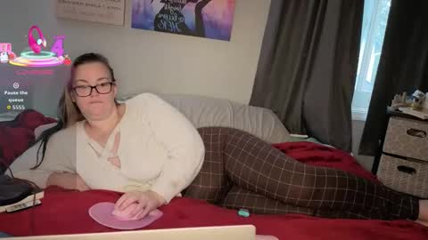 Snapshot of brkenprincess81 chatting on November 13, 2025, 4:39 pm brkenprincess81 online show from November 13, 2025, 4:39 pm