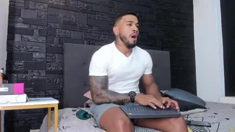 brock_hurn online show from September 13, 2025, 9:25 pm