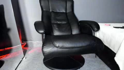 brockhurn_ online show from December 21, 2025, 11:45 pm