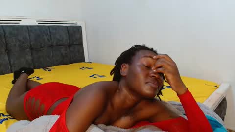 Snapshot of broken_haloo chatting on February 9, 2026, 9:02 am broken_haloo online show from February 9, 2026, 9:02 am