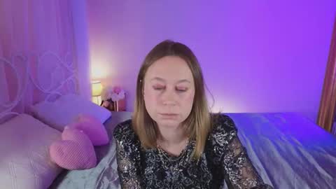 Brooke online show from October 1, 2025, 8:59 pm