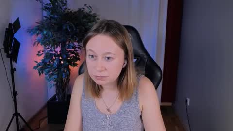 Brooke online show from October 8, 2025, 8:50 pm