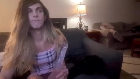 Snapshot of brookiebabyyyx3 chatting on January 29, 2025, 7:46 am brooke online show from January 29, 2025, 7:46 am