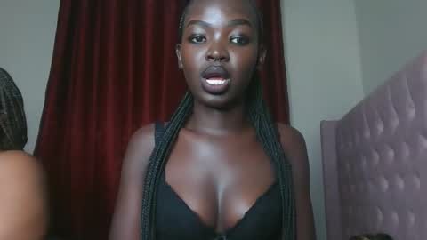 Snapshot of brown_sugar4 chatting on October 22, 2025, 6:40 pm brown_sugar4 online show from October 22, 2025, 6:40 pm