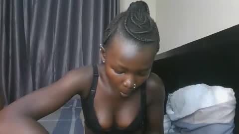 Snapshot of brown_sugar4 chatting on November 7, 2025, 9:04 pm brown_sugar4 online show from November 7, 2025, 9:04 pm