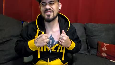 Snapshot of brownboyt chatting on November 7, 2025, 8:14 am brownboyt online show from November 7, 2025, 8:14 am