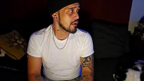 Snapshot of brownboyt chatting on December 16, 2025, 3:44 am brownboyt online show from December 16, 2025, 3:44 am