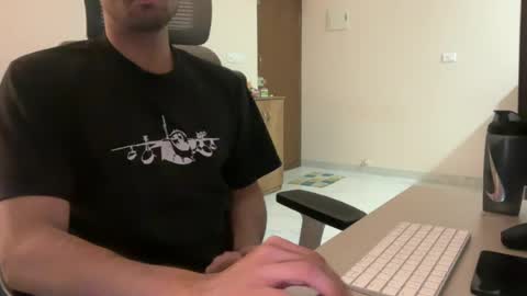 brownmeverick online show from June 21, 2026, 5:26 pm