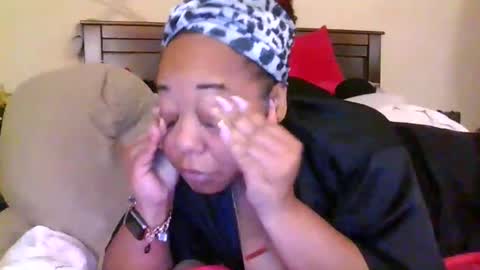 brownroundrenee online show from February 9, 2026, 2:43 pm