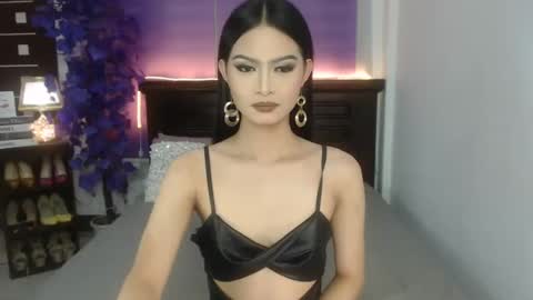 Snapshot of brownsausageroberta chatting on December 19, 2024, 11:29 am Roberta GODDESS OF PLEASURE AND SEXUALDESIRE online show from December 19, 2024, 11:29 am