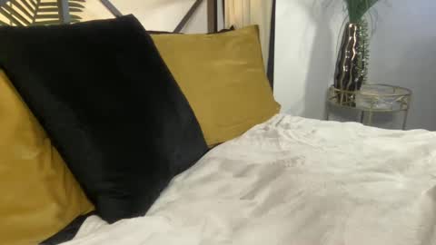 BrownSkinJourdan online show from September 11, 2025, 12:33 am