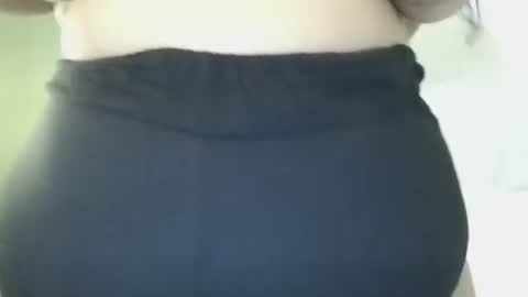 Snapshot of brownsugar0910 chatting on November 10, 2025, 10:53 pm EtherealLilac online show from November 10, 2025, 10:53 pm