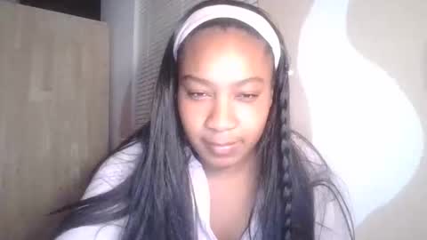 Snapshot of brownsugarcutie3 chatting on November 16, 2025, 2:06 am Brownsuagrcutie online show from November 16, 2025, 2:06 am