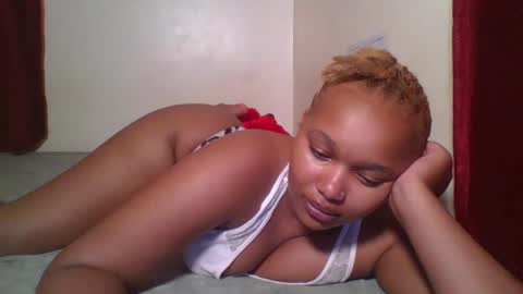 Snapshot of browny_candyz chatting on December 7, 2024, 11:40 am Tracy online show from December 7, 2024, 11:40 am
