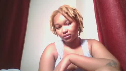 Snapshot of browny_candyz chatting on December 31, 2024, 2:51 am Tracy online show from December 31, 2024, 2:51 am