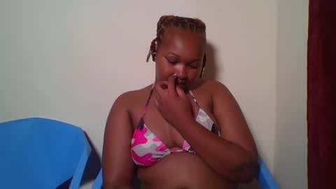 Snapshot of browny_candyz chatting on January 13, 2025, 7:31 pm Tracy online show from January 13, 2025, 7:31 pm