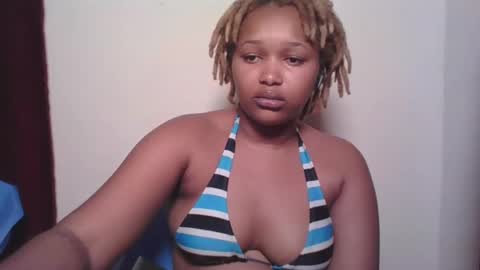 Snapshot of browny_candyz chatting on January 27, 2025, 12:01 am Tracy online show from January 27, 2025, 12:01 am