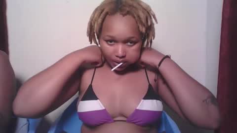 Snapshot of browny_candyz chatting on February 1, 2025, 12:16 pm Tracy online show from February 1, 2025, 12:16 pm
