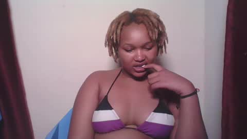 Snapshot of browny_candyz chatting on February 1, 2025, 6:40 pm Tracy online show from February 1, 2025, 6:40 pm