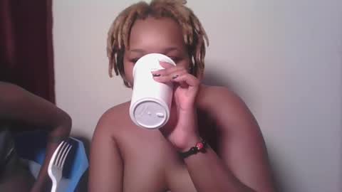 Snapshot of browny_candyz chatting on February 3, 2025, 12:14 pm Tracy online show from February 3, 2025, 12:14 pm