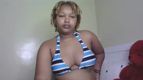 Snapshot of browny_candyz chatting on February 13, 2025, 6:30 am Tracy online show from February 13, 2025, 6:30 am