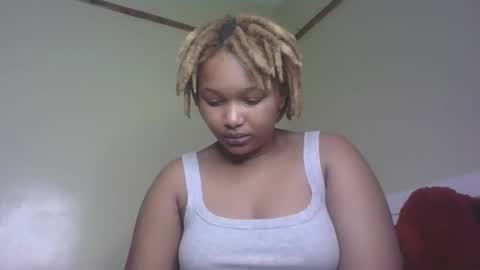 Snapshot of browny_candyz chatting on February 21, 2025, 10:07 am Tracy online show from February 21, 2025, 10:07 am