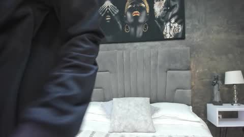 Bruce Hans online show from November 7, 2025, 11:32 am