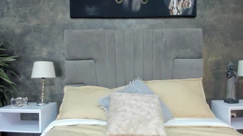 Bruce Hans online show from November 28, 2025, 11:35 am