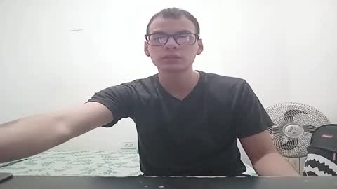 Snapshot of bruce_kane69 chatting on February 19, 2025, 1:17 pm Bruce Kane online show from February 19, 2025, 1:17 pm