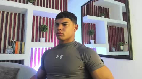 bruce_stroud online show from September 30, 2025, 11:04 am