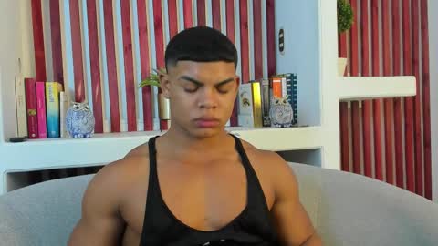 bruce_stroud online show from November 5, 2025, 2:55 am