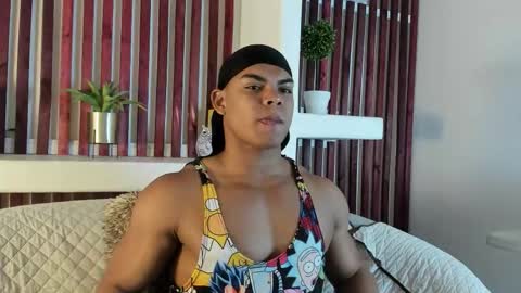 bruce_stroud online show from November 10, 2025, 3:27 am