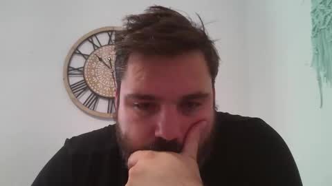 Snapshot of bruce_wayne34 chatting on October 20, 2025, 8:26 am Bruce Wayne online show from October 20, 2025, 8:26 am