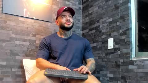 brucedallas online show from February 20, 2026, 1:24 am