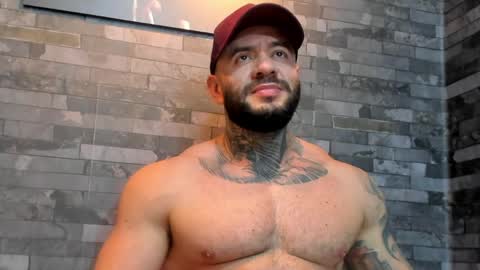 brucedallas online show from May 28, 2026, 4:54 am
