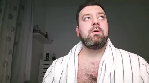 Snapshot of brucemf chatting on November 5, 2025, 5:35 pm Bruce online show from November 5, 2025, 5:35 pm